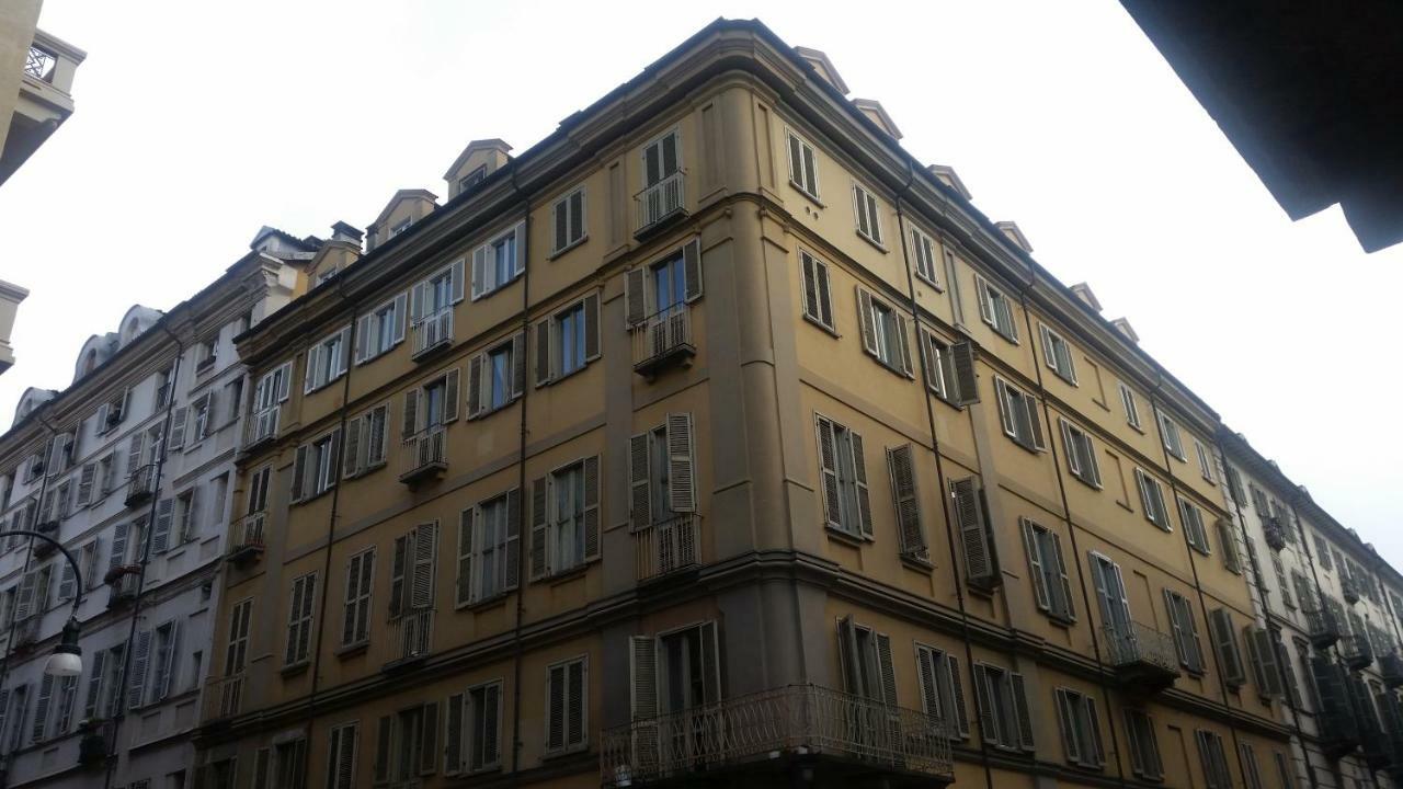Un Soffice Nido Nel Cuore Di Torino Exterior foto