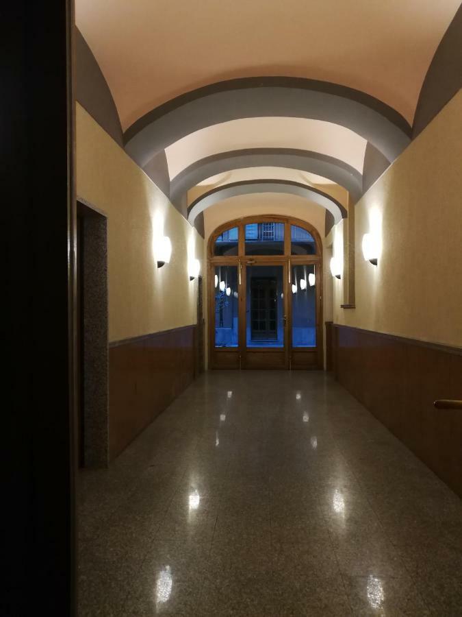 Un Soffice Nido Nel Cuore Di Torino Exterior foto